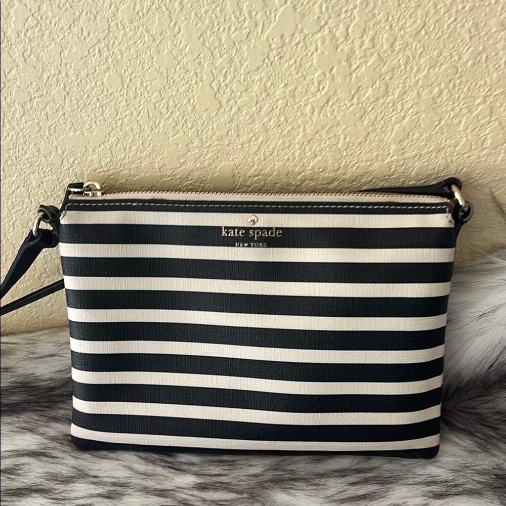 Kate Spade Black and White Striped STORYBOOK Crossbody Bag